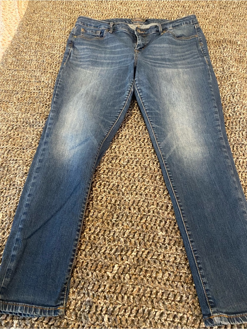 torrid Women's Boyfriend Jeans - Medium Blue Wash